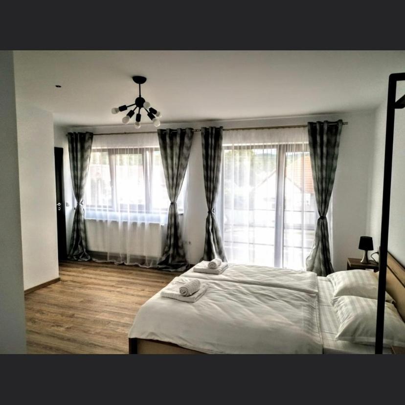 Zen Hotel Tălmaciu Eksteriør billede